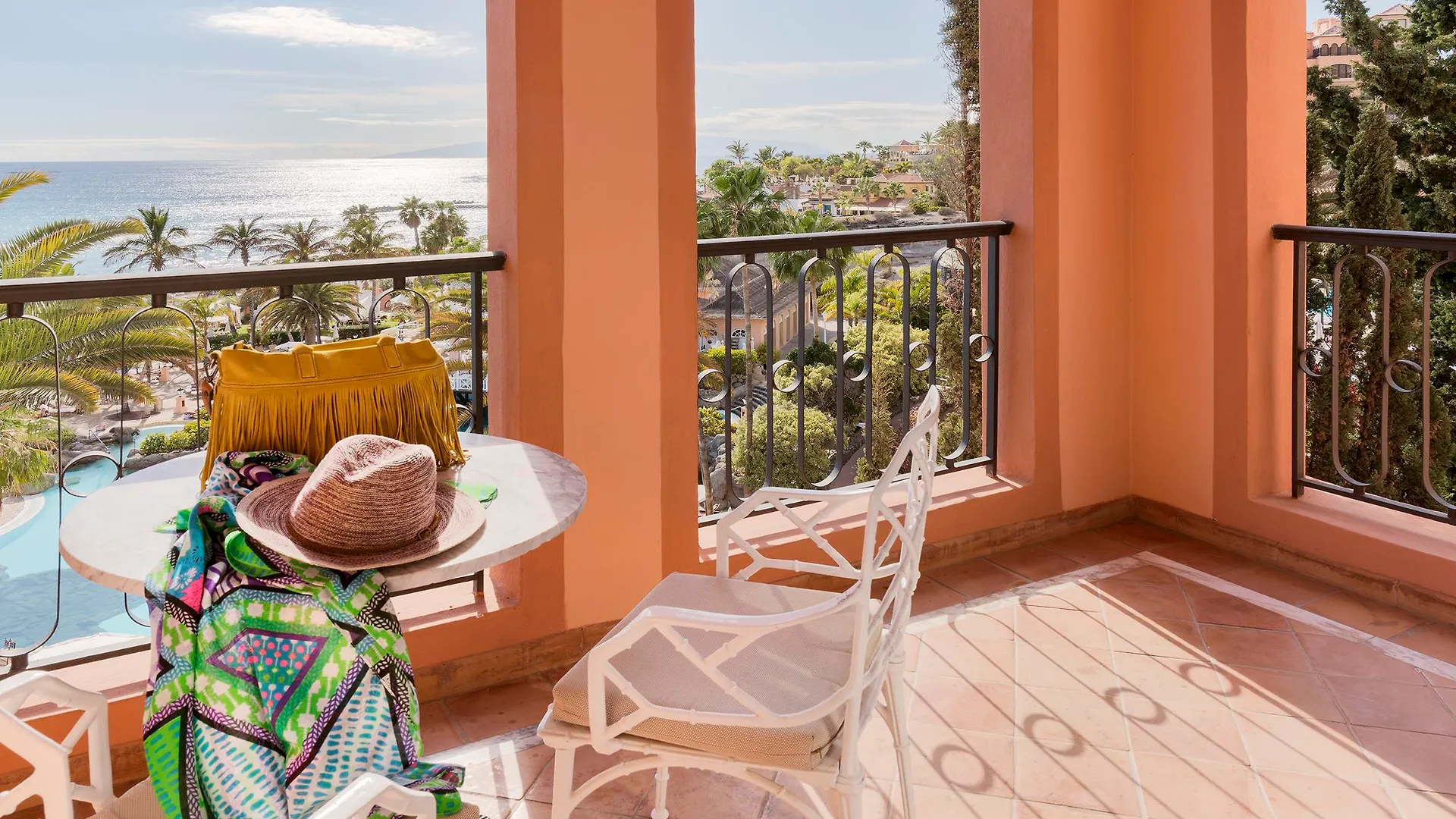 Hotel Bahía del Duque Costa Adeje  España